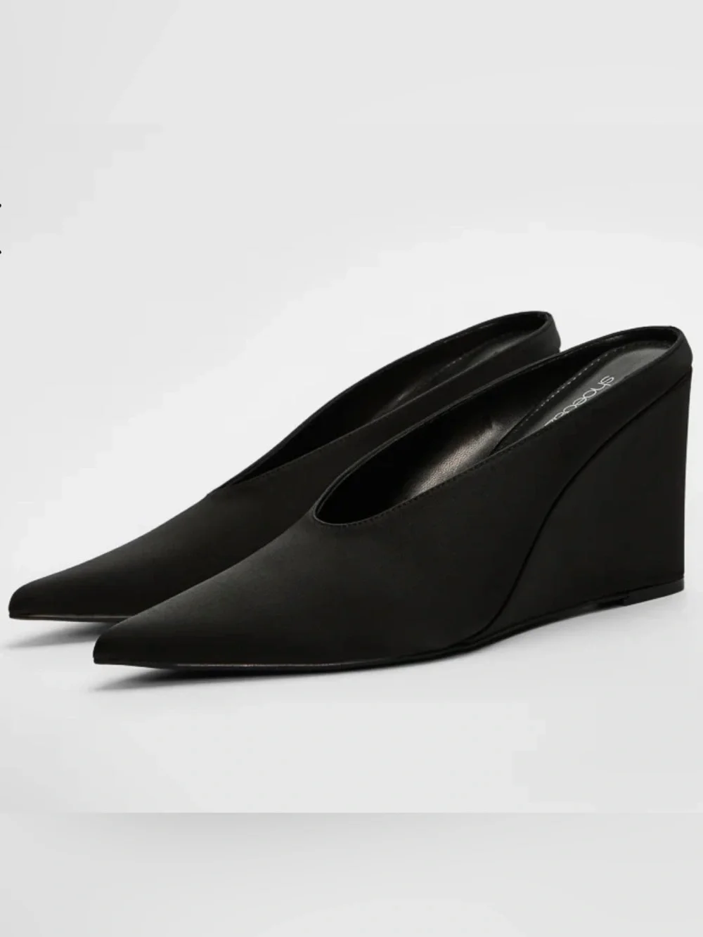 Black Pointed Wedge Mule Pumps - Women's Dress Shoes SIZE 9